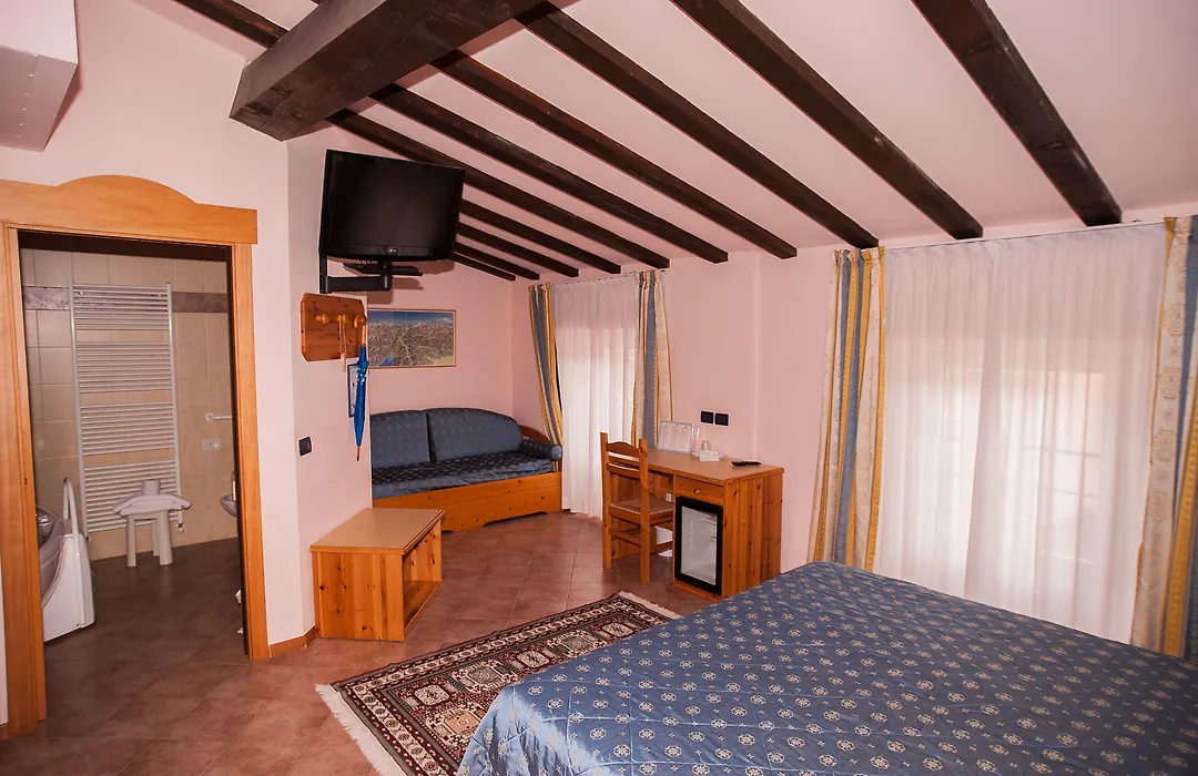 Hotel Vittoria-1